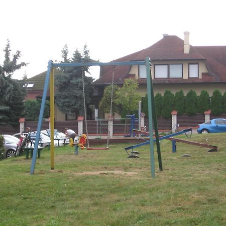 Apartament Pod Jasna Gora Ченстохова Екстер'єр фото